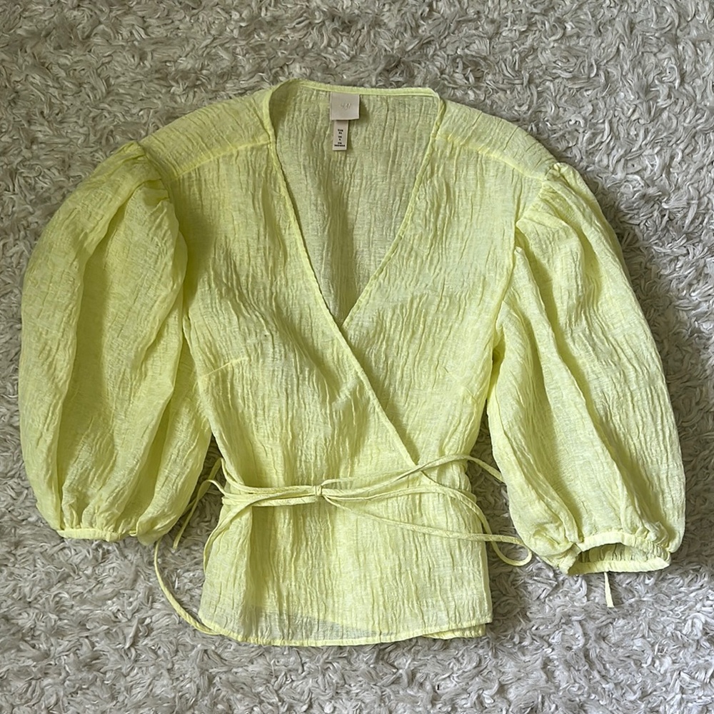 H&M NWOT Puff Sleeve Lime Green Wrap Top